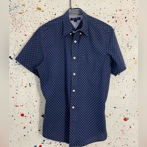 Tommy Hilfiger Button Down Dotted Short Sleeve Men's Small